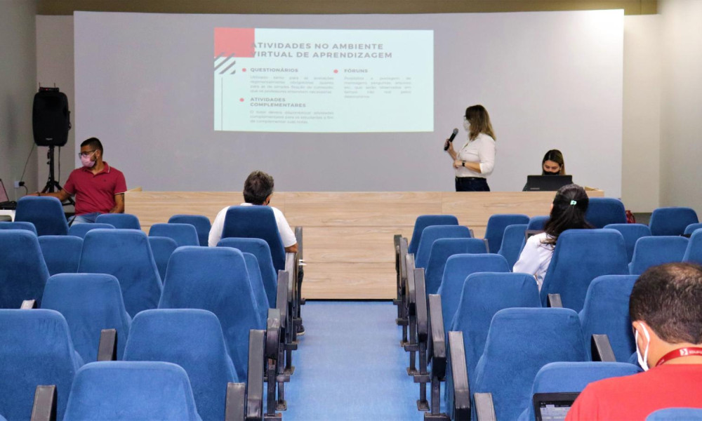 EDUFOR realiza encontro de Tutores EAD