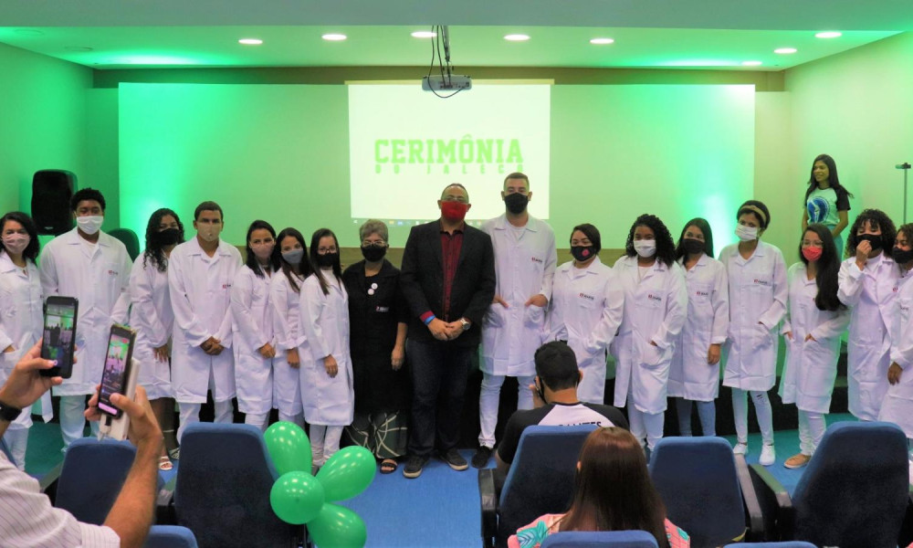 Cerimônia do Jaleco dos calouros de Fisioterapia