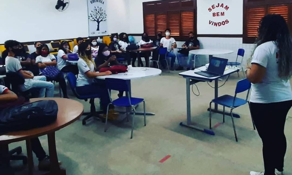 CISS realiza palestra sobre Planejamento de Carreira na escola Coelho Neto