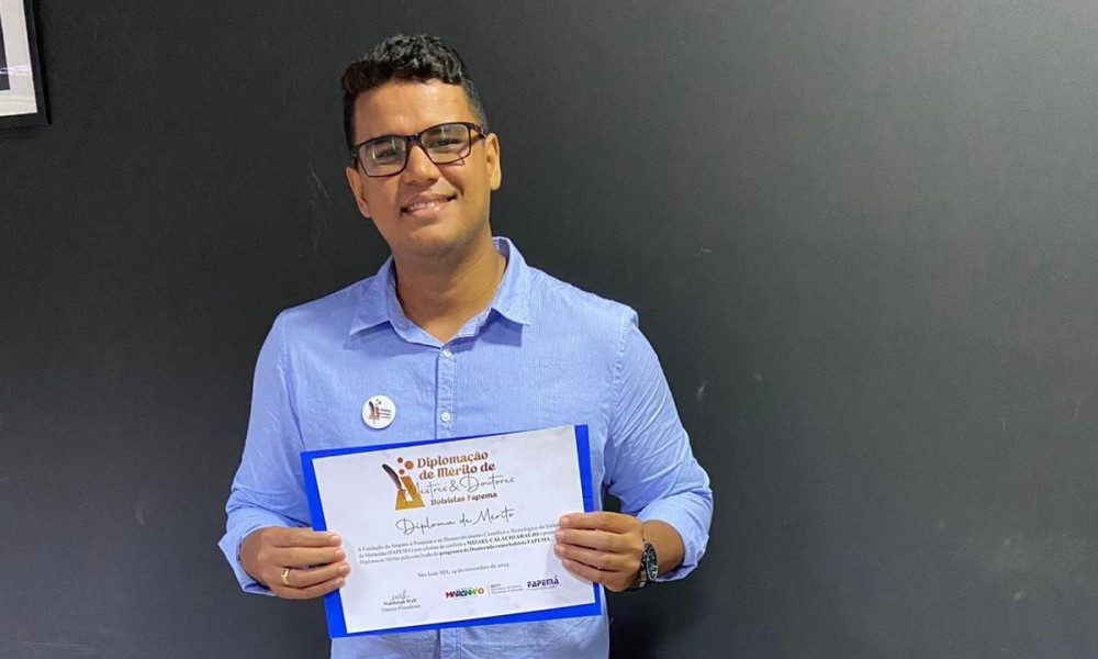 Professor da Edufor recebe homenagem da Fapema