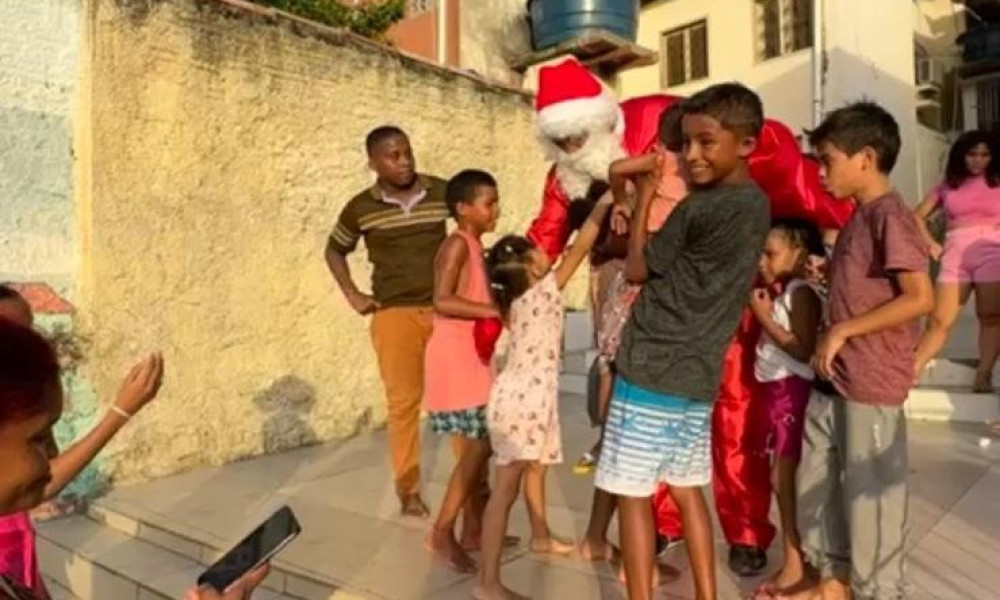Ligasmu do curso de Medicina da Edufor realizou ação social de Natal na Casa sonho de criança